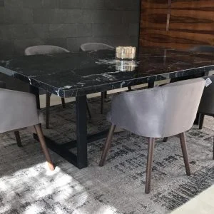 Comedor de Mármol